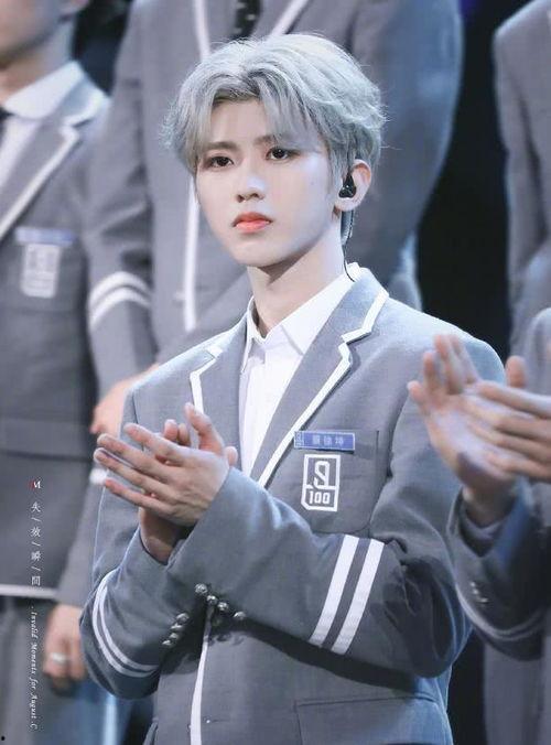 娱乐吃瓜社蔡徐坤,娱乐吃瓜社的焦点人物  第2张